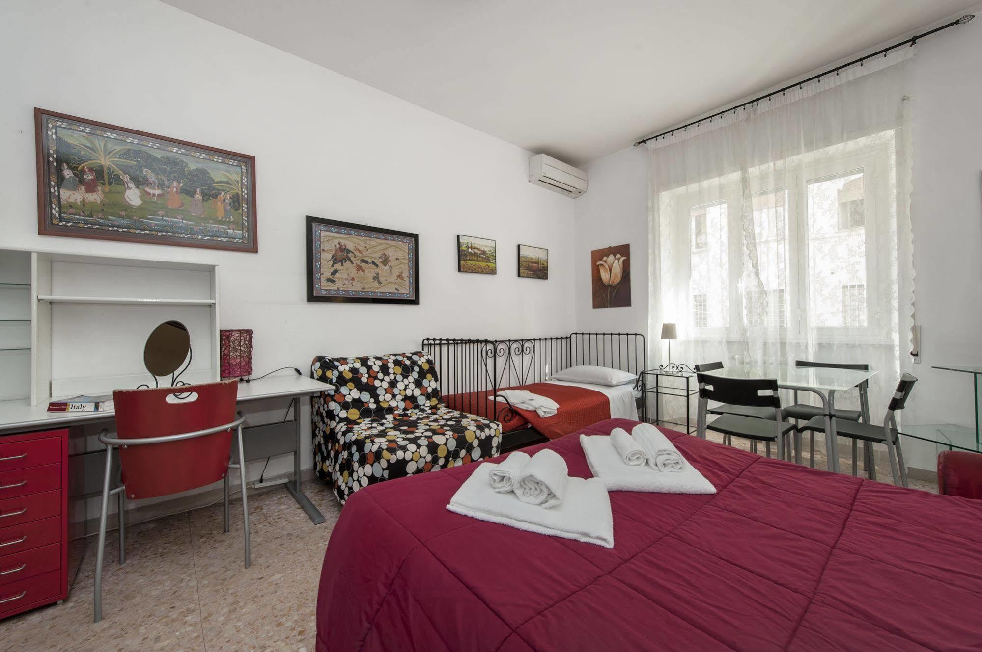 روما B&B A Room For Holiday المظهر الخارجي الصورة