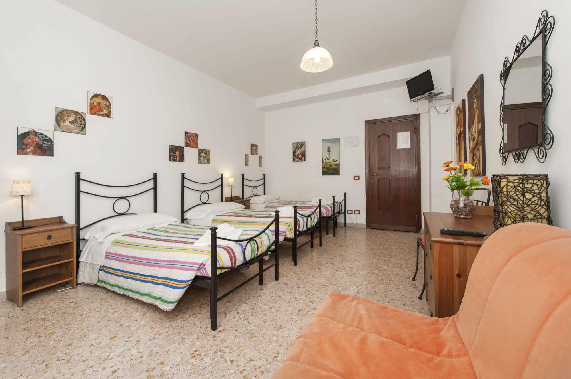 روما B&B A Room For Holiday المظهر الخارجي الصورة